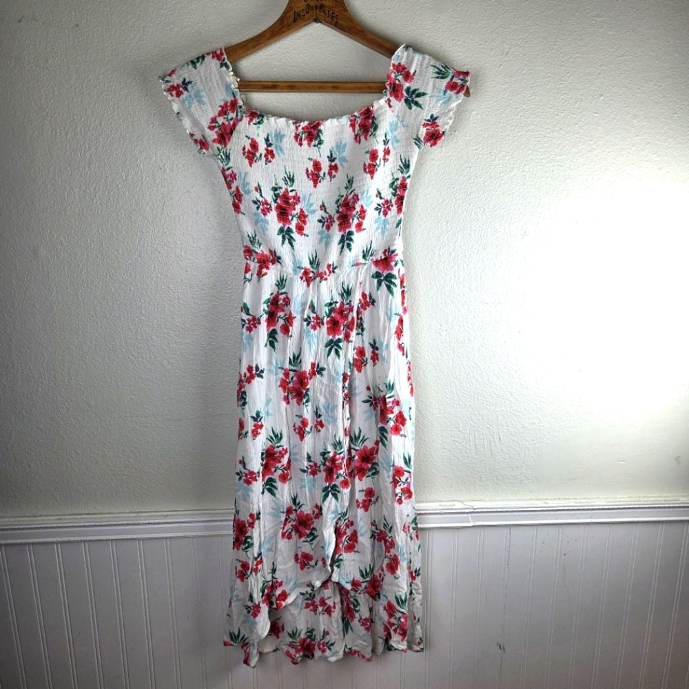 Women's Hollister Smocked Hi-low Floral White and Red Women's Dress Size Small - Picture 1 of 11